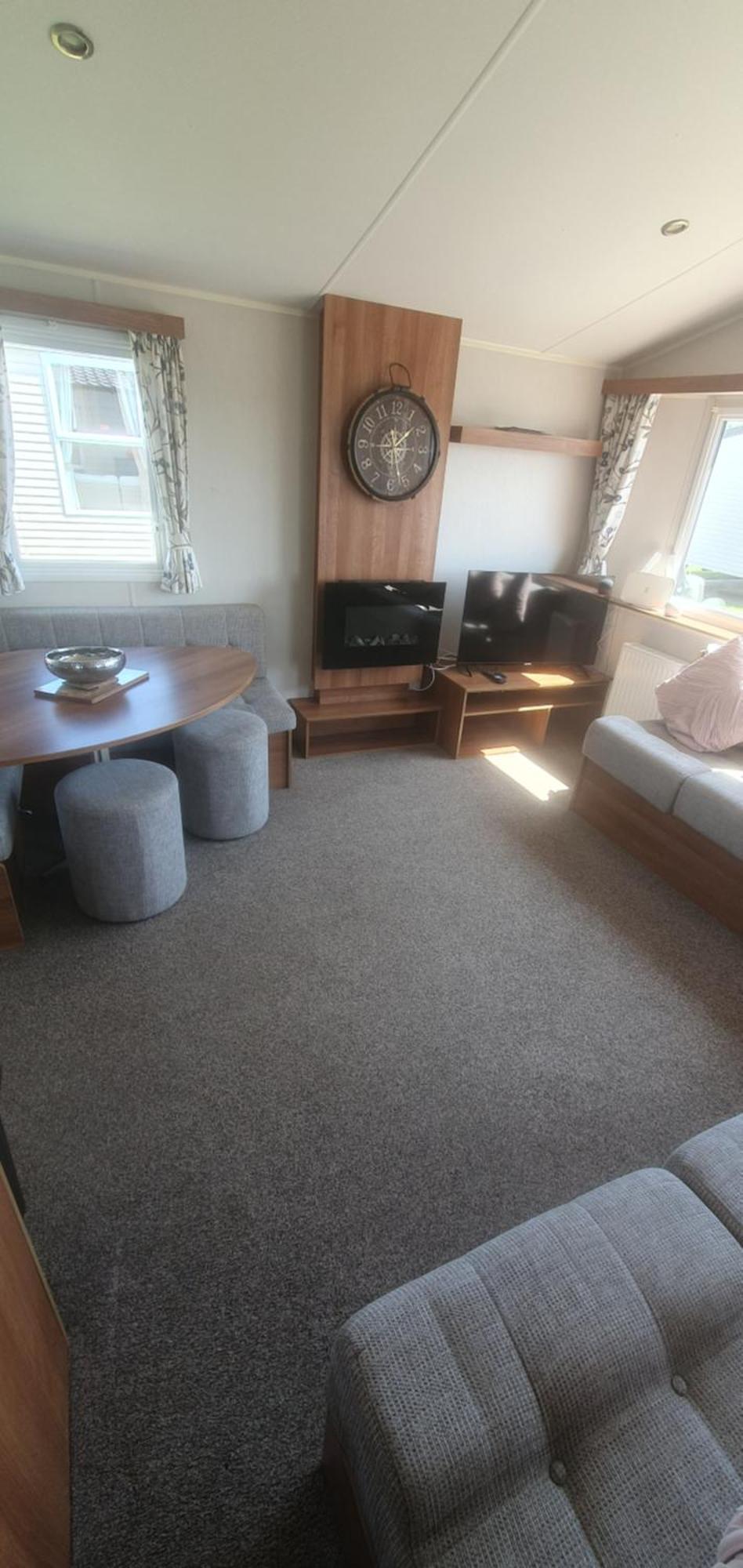 Charming 3-bed In Holiday home *